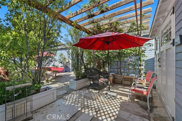 Detail Gallery Image 27 of 35 For 222 S Broadway, Redondo Beach,  CA 90277 - 2 Beds | 1 Baths