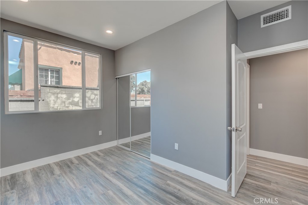 MLS #SB25170693 img 24