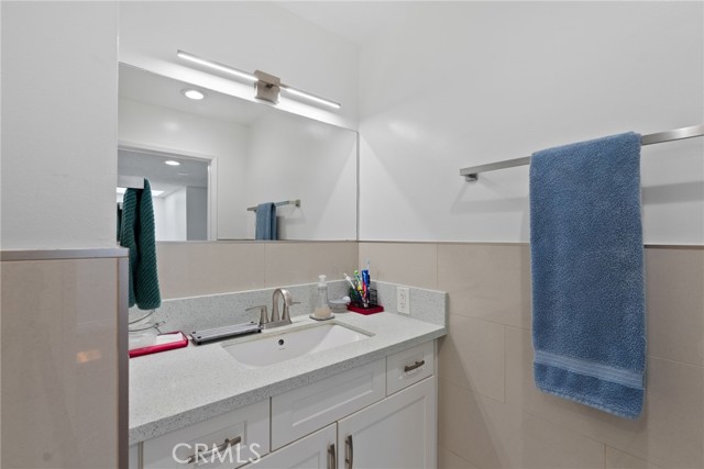 Detail Gallery Image 16 of 39 For 13011 Doty Ave #44,  Hawthorne,  CA 90250 - 3 Beds | 1/1 Baths