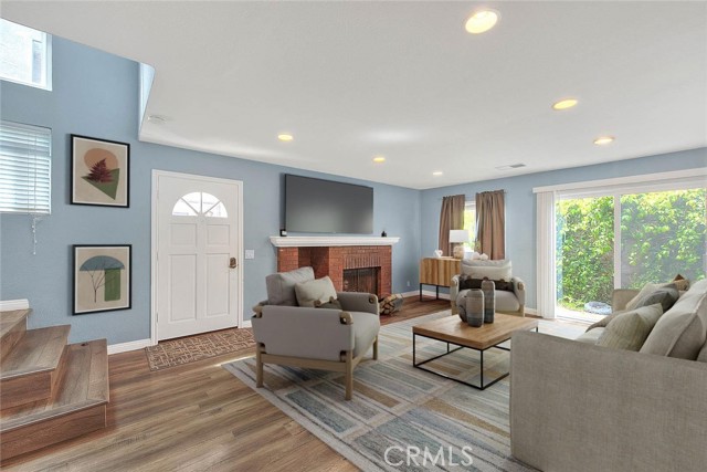 Detail Gallery Image 1 of 35 For 1206 S Barranca Ave a,  Glendora,  CA 91740 - 3 Beds | 2/1 Baths