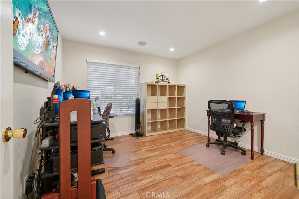 MLS #IV25265290 image #18