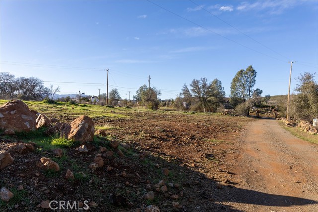 21541 Yankee Valley Road, Hidden Valley Lake CA: https://media.crmls.org/medias/53048cff-d6a9-4c26-b82b-c536e2445d63.jpg