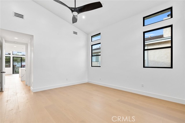 MLS #SB25218545 image #14