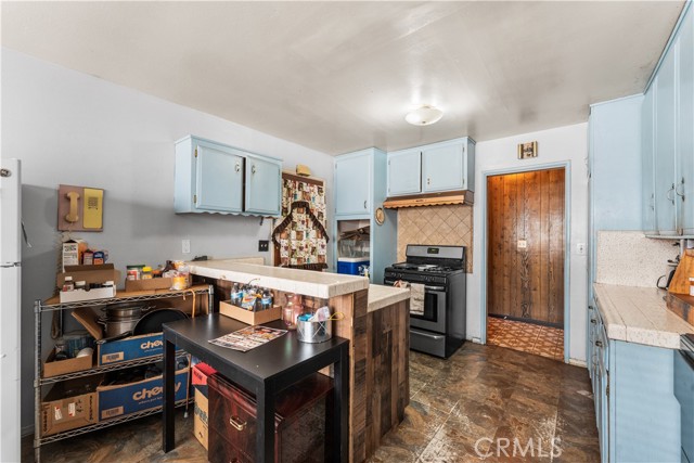 Detail Gallery Image 13 of 41 For 13525 Simshaw, Sylmar,  CA 91342 - 3 Beds | 2 Baths