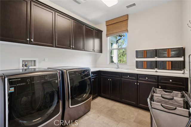 Detail Gallery Image 32 of 37 For 53 Westover, Irvine,  CA 92620 - 5 Beds | 4/1 Baths