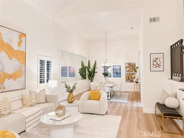 5807 Orange Place, Whittier CA: https://media.crmls.org/medias/5306fabd-a818-4757-a8e9-cad0cb3f82ff.jpg