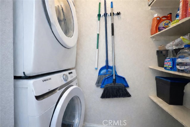 Detail Gallery Image 8 of 26 For 9053 Willis, Panorama City,  CA 91402 - 2 Beds | 2 Baths