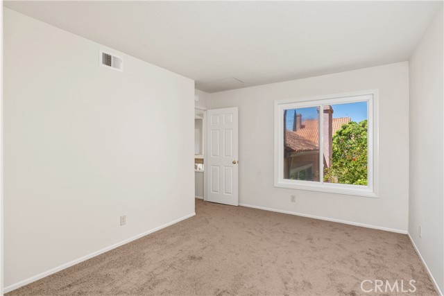 Detail Gallery Image 20 of 26 For 17 Coromande, Irvine,  CA 92614 - 3 Beds | 2/1 Baths