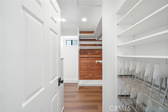 Detail Gallery Image 22 of 35 For 377 Roycroft Ave, Long Beach,  CA 90814 - 4 Beds | 2/1 Baths