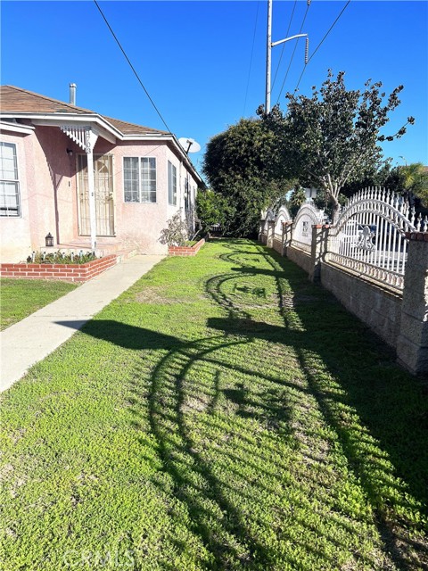 Detail Gallery Image 22 of 28 For 4703 W 118th St, Hawthorne,  CA 90250 - 4 Beds | 2 Baths