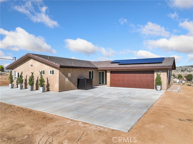 9641 Buena Vista Street, Apple Valley CA: https://media.crmls.org/medias/53084cd2-637e-4efd-8b4c-23d0aacf7e7b.jpg