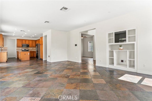 33545 Nandina, Murrieta CA: https://media.crmls.org/medias/53099b45-f168-4a23-9097-1f0831194cb7.jpg