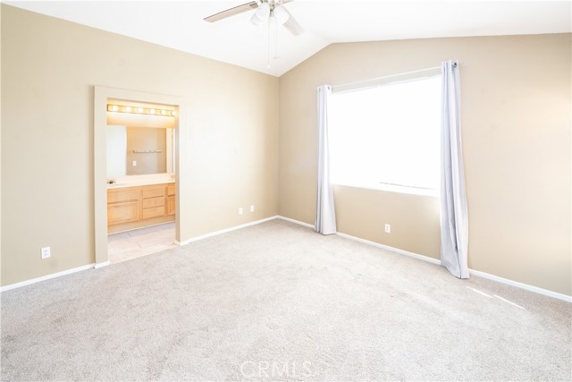 Detail Gallery Image 20 of 39 For 323 Camden Ct, Corona,  CA 92879 - 3 Beds | 2/1 Baths