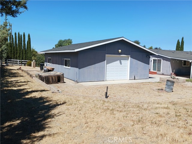 Detail Gallery Image 10 of 69 For 6210 Burgandy Ln, Paso Robles,  CA 93446 - 4 Beds | 3 Baths