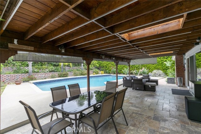 18231 San Jose Street, Porter Ranch CA: https://media.crmls.org/medias/530a8df1-c954-4082-a282-f151d195a7b9.jpg