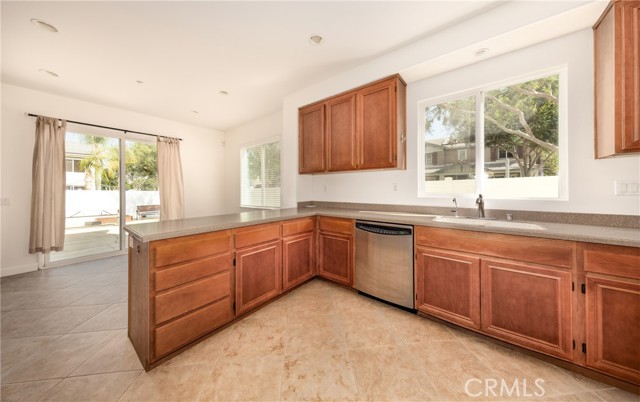 Detail Gallery Image 12 of 30 For 10972 Harris Dr, Loma Linda,  CA 92354 - 4 Beds | 2/1 Baths