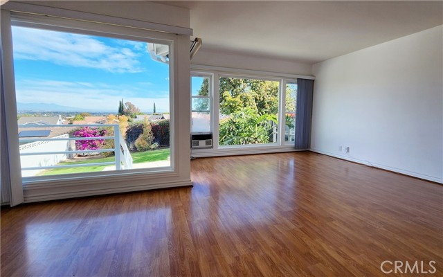 25714 Crest Road, Torrance, California 90505, 3 Bedrooms Bedrooms, ,2 BathroomsBathrooms,Residential Lease,For Rent,Crest,SB26086809