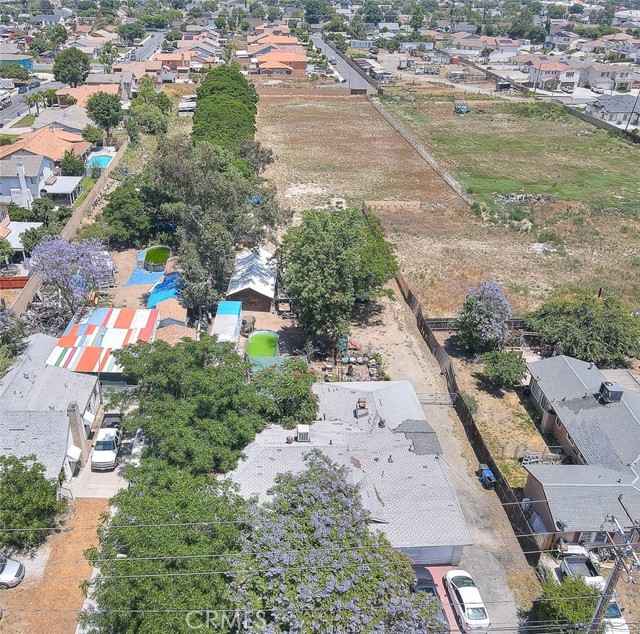 645 N Maple Avenue, Fontana CA: https://media.crmls.org/medias/530ba23f-7e20-4857-b585-f1d16433d8c6.jpg
