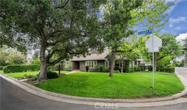 3500 Grayburn Road, Pasadena CA: https://media.crmls.org/medias/530c2e2c-1414-494d-816c-3b5cd924cccf.jpg