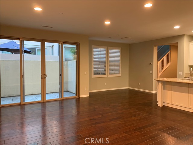 Detail Gallery Image 2 of 18 For 79 City Stroll, Irvine,  CA 92620 - 3 Beds | 3 Baths