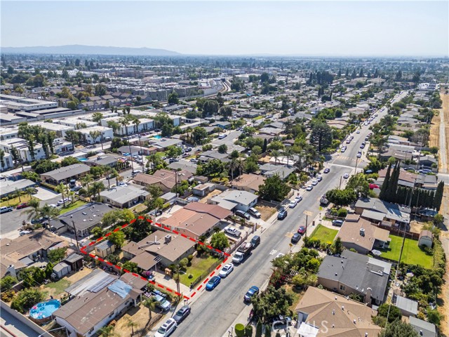 17934 E Newburgh Street, Azusa CA: https://media.crmls.org/medias/530cd32b-ae40-451f-8e7f-61725620ba21.jpg