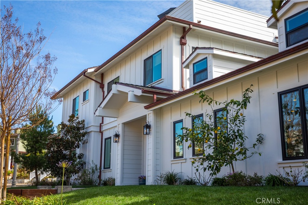 315 W Avenida Valencia, San Clemente, CA 92672