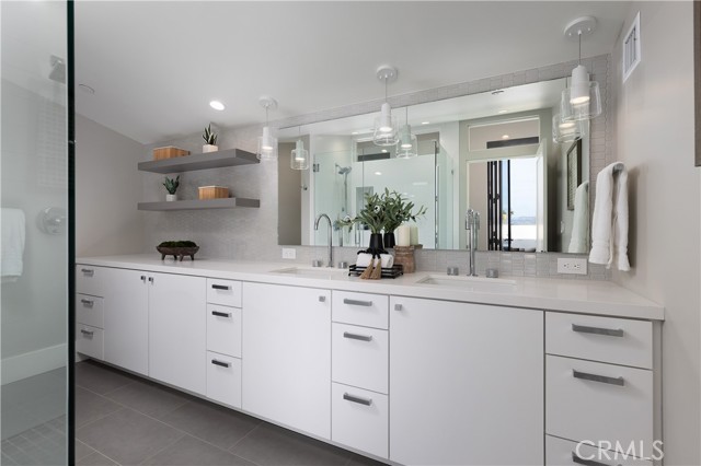 Detail Gallery Image 25 of 35 For 502 W Balboa Blvd, Newport Beach,  CA 92661 - 3 Beds | 3/1 Baths