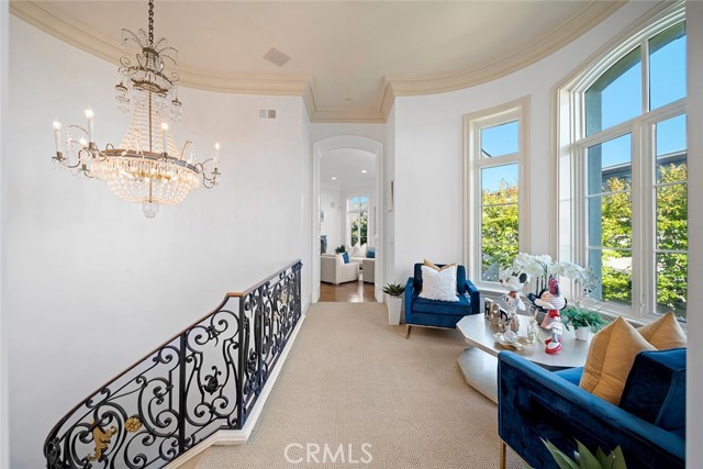 Detail Gallery Image 26 of 46 For 121 Emerald Bay, Laguna Beach,  CA 92651 - 5 Beds | 4/1 Baths