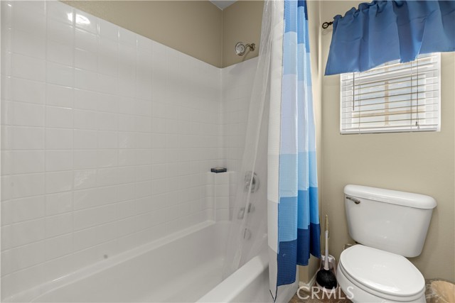 Image 22 of 42 For 26672 Mark Twain Court