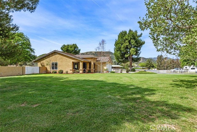 Detail Gallery Image 7 of 41 For 22455 Grand Ave, Wildomar,  CA 92595 - 3 Beds | 2 Baths