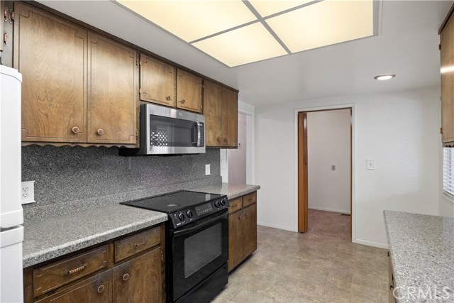 Detail Gallery Image 17 of 52 For 1 Cottage Cir, Chico,  CA 95926 - 3 Beds | 2 Baths