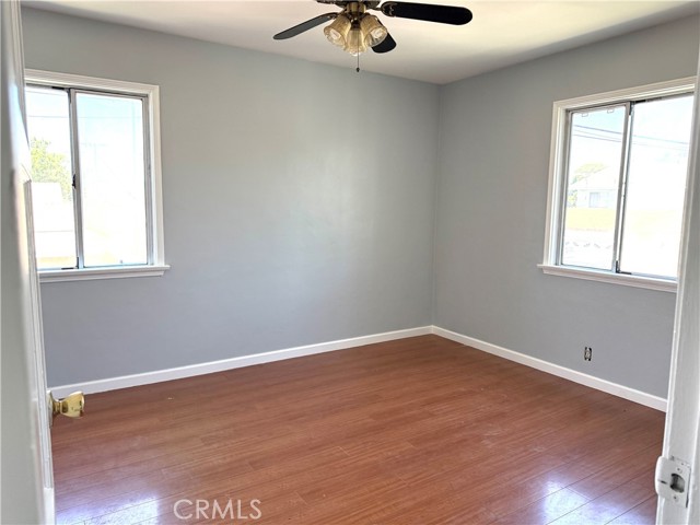Detail Gallery Image 7 of 14 For 1170 E 55th St #1,  Long Beach,  CA 90805 - 2 Beds | 1 Baths