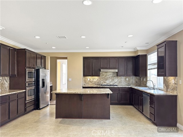 Detail Gallery Image 17 of 46 For 9549 Calico Trl, Riverside,  CA 92508 - 4 Beds | 4 Baths