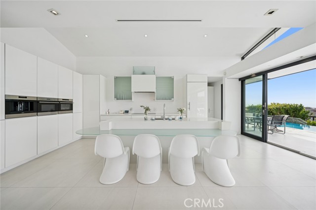 Detail Gallery Image 13 of 62 For 4607 Perham, Corona Del Mar,  CA 92625 - 4 Beds | 6/1 Baths