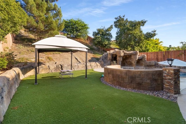 Detail Gallery Image 19 of 69 For 27569 Bottle Brush, Murrieta,  CA 92562 - 4 Beds | 2/1 Baths