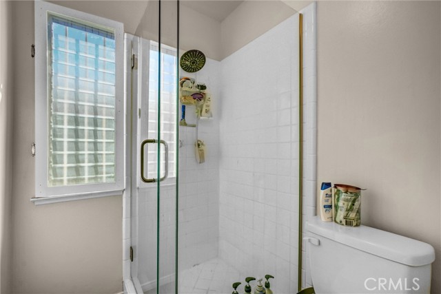 Detail Gallery Image 18 of 19 For 23041 Posada, Valencia,  CA 91354 - 4 Beds | 3 Baths