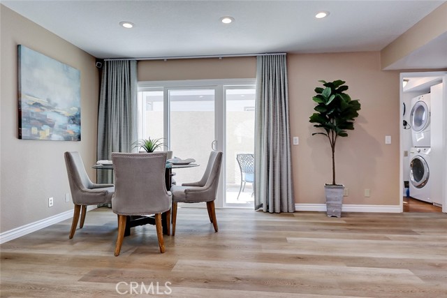 2210 Graham Avenue, Redondo Beach, California 90278, 4 Bedrooms Bedrooms, ,Residential,Sold,Graham,SB22075638