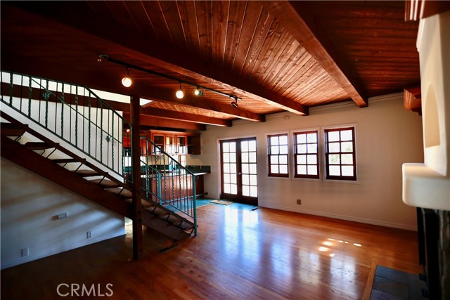 Detail Gallery Image 8 of 45 For 28817 Top of the World Dr, Laguna Beach,  CA 92651 - 2 Beds | 3 Baths