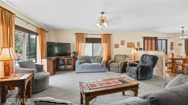 10018 El Capitan Way, Kelseyville CA: https://media.crmls.org/medias/5315db2f-2a8c-4310-9ac9-e2681322c322.jpg