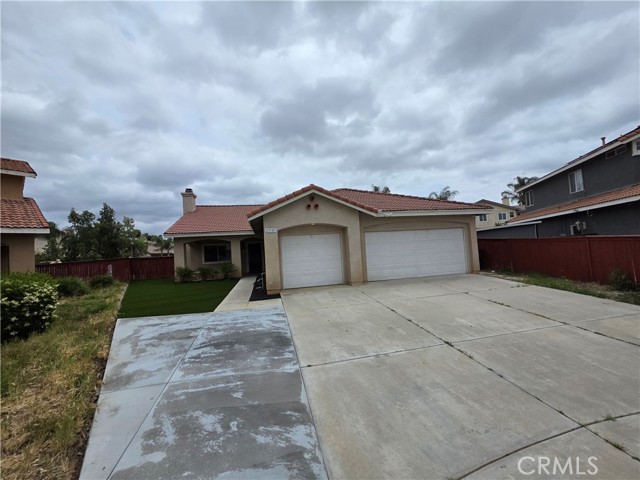 Detail Gallery Image 2 of 11 For 27185 White Ct, Menifee,  CA 92585 - 3 Beds | 2 Baths