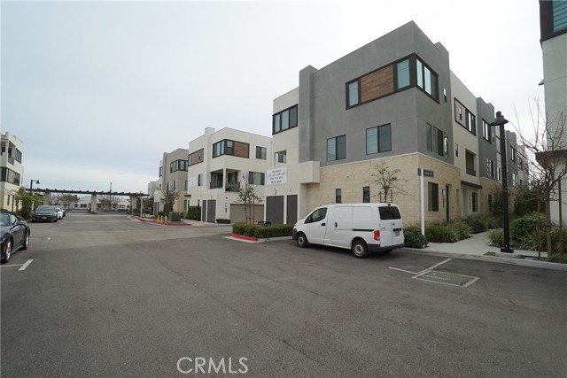 Detail Gallery Image 3 of 45 For 2127 Marine Walk, Gardena,  CA 90249 - 4 Beds | 3 Baths