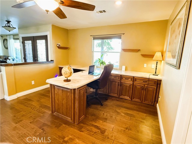8686 Capelin Road, Phelan CA: https://media.crmls.org/medias/531693be-b41c-431a-ba28-243e0b3d9432.jpg