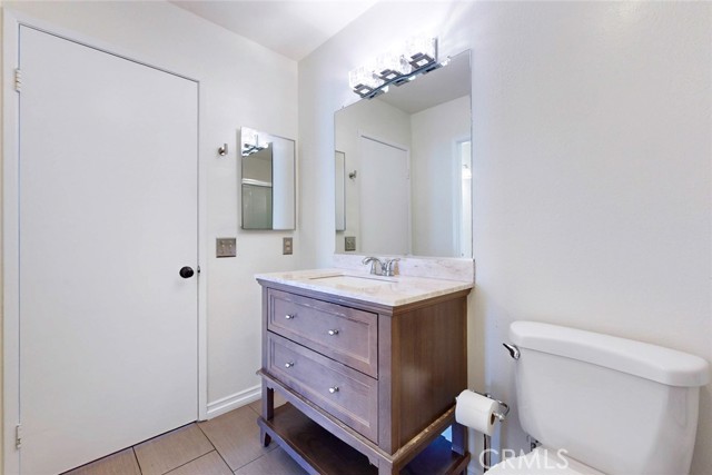 Detail Gallery Image 29 of 38 For 10504 Sunland Blvd Bld #5,  Sunland,  CA 91040 - 2 Beds | 2 Baths