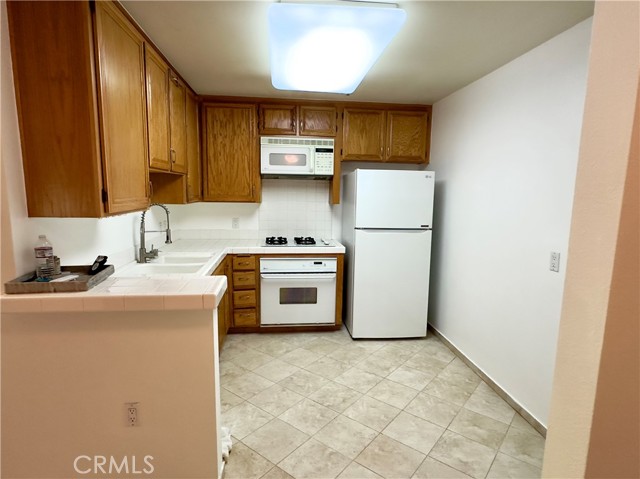 4501 Cedros Avenue, Sherman Oaks CA: https://media.crmls.org/medias/53175586-a799-4bfa-80c8-bc4a51167838.jpg