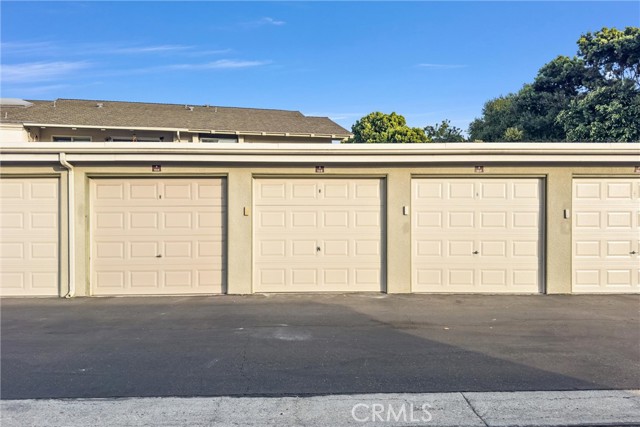 Detail Gallery Image 29 of 39 For 8644 Portola Ct 12b,  Huntington Beach,  CA 92646 - 2 Beds | 2 Baths