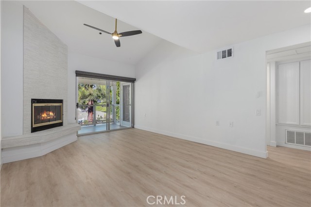 Detail Gallery Image 6 of 46 For 1682 Circa Del Lago #A308,  San Marcos,  CA 92078 - 1 Beds | 1 Baths