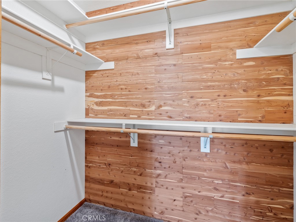 https://media.crmls.org/medias/531b0a75-dfc0-45fd-8536-bae536ad3c2f.jpg?preset=X-Large