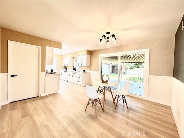 Detail Gallery Image 8 of 23 For 16501 Rhone Ln, Huntington Beach,  CA 92647 - 4 Beds | 2 Baths