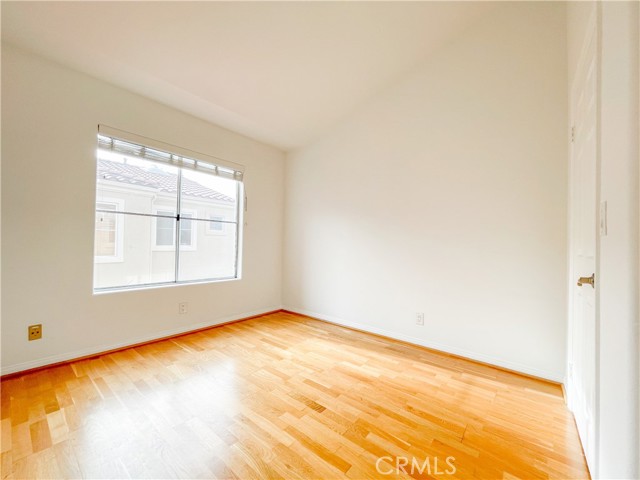 1628 E Palm Ave, El Segundo CA: https://media.crmls.org/medias/531da555-c83e-4e24-ae28-042326903461.jpg