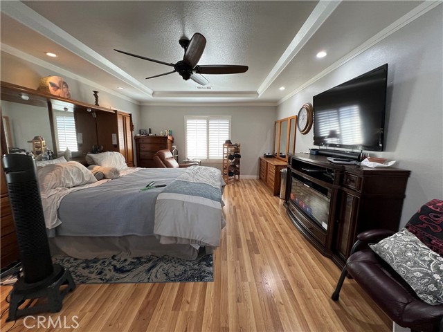 Detail Gallery Image 15 of 33 For 4900 Summerbreeze, Palmdale,  CA 93552 - 5 Beds | 4 Baths